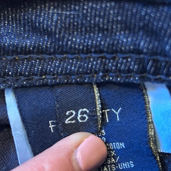 Fidelity Stevie Jeans in size 26 - Picture 6 of 7